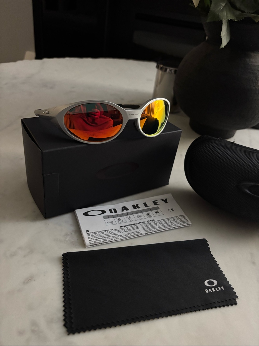 Oakley eye jacket sunglasses